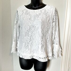 ELLE White lace blouse with sheer bell sleeve, ruffled tier sz Medium, NWOT,